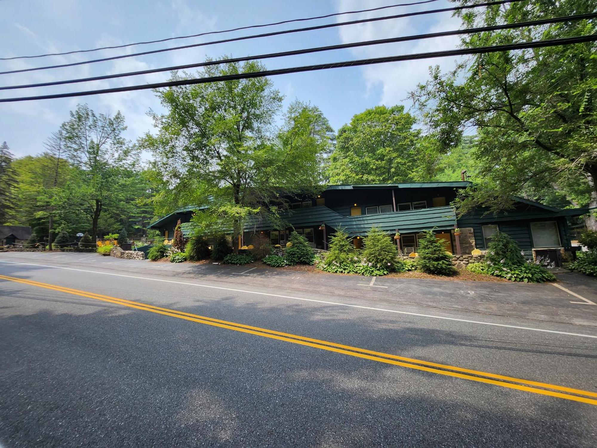 Adirondack Diamond Point Lodge Lake George Exterior foto